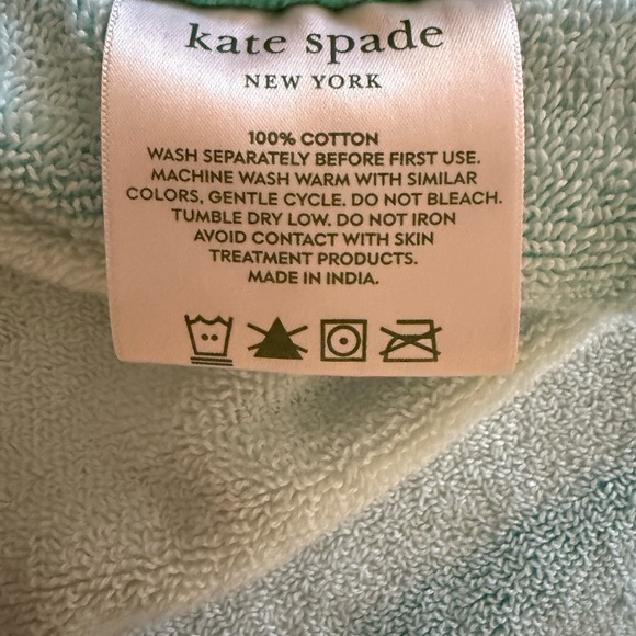 Kate Spade Striped Oversized Beach Towel with Bikini and Accessories - Picture 4 of 4